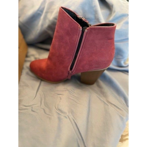 Journee Collection Vally Booties - Picture 8 of 12
